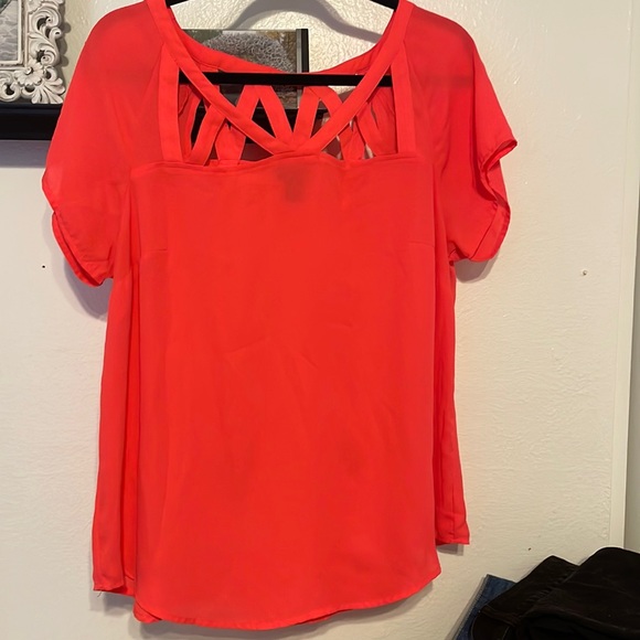 torrid Tops - TORRID GEORGETTE CAGE FRONT TOP SIZE 00 (SIZE 10) NEON CORAL